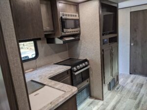 2021 Jayco 237rbs travel trailer - Image 9