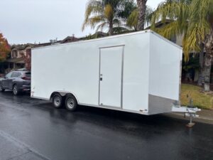 2023 CargoMate 20' x 8.5' Enclosed with Ramp - Image 3