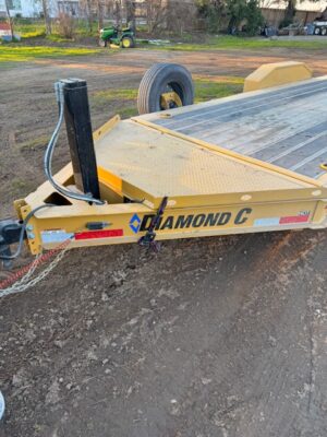 2022 Diamond Flat Bed 20' Trailer w/tilt - Image 2