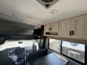 2023 Forest River Sun Seeker 30' Class C - Image 4