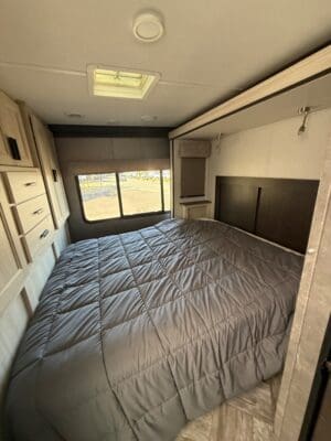 2023 Forest River Sun Seeker 30' Class C - Image 7