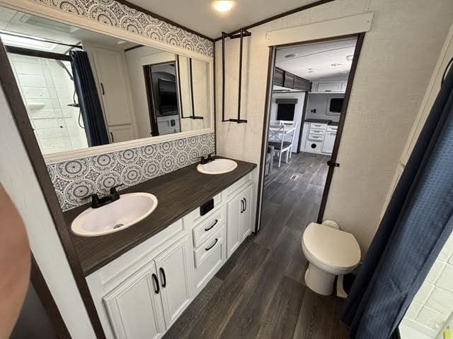 2023 Dutchman Atlas 29' Trailer - Image 13