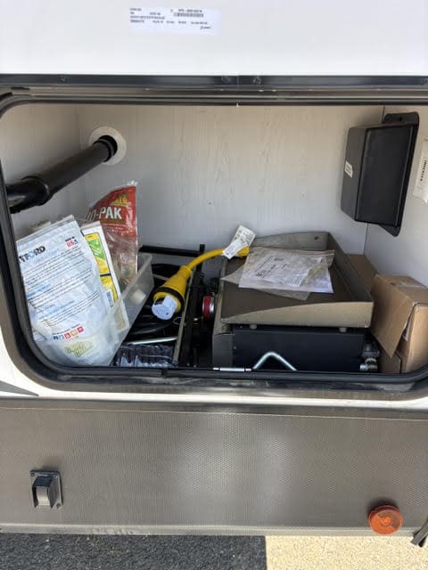 2023 Dutchman Atlas 29' Trailer - Image 28