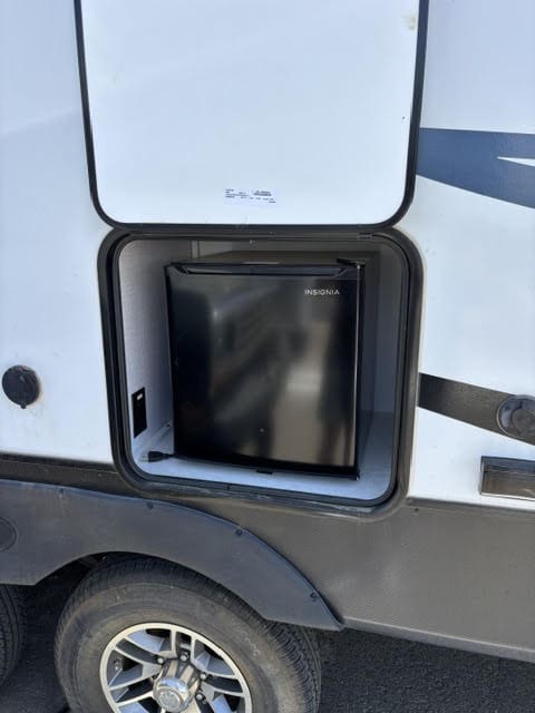2023 Dutchman Atlas 29' Trailer - Image 31
