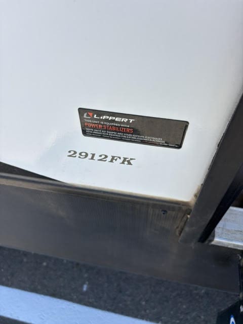 2023 Dutchman Atlas 29' Trailer - Image 9